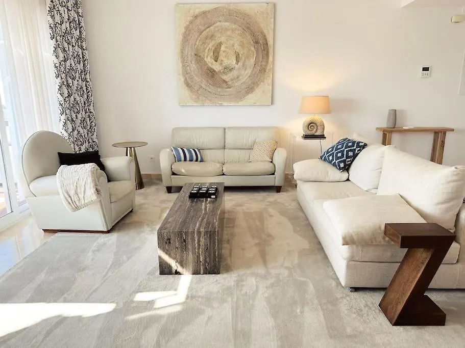 Oceanview Luxury Penthouse Apartment Estepona 0*,  Spain